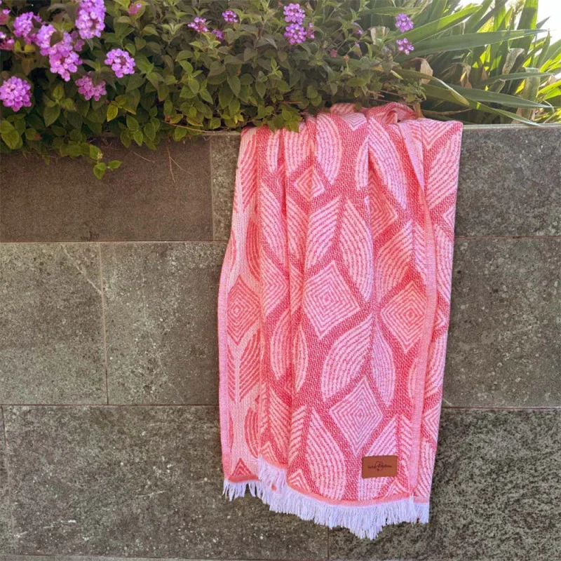Röd hamamhandduk Botanic med invävt mönster 180x95 cm